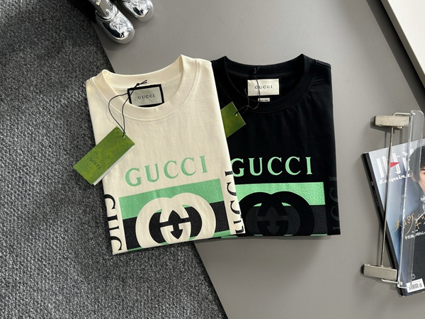 ブランドTシャツ全体デザイン